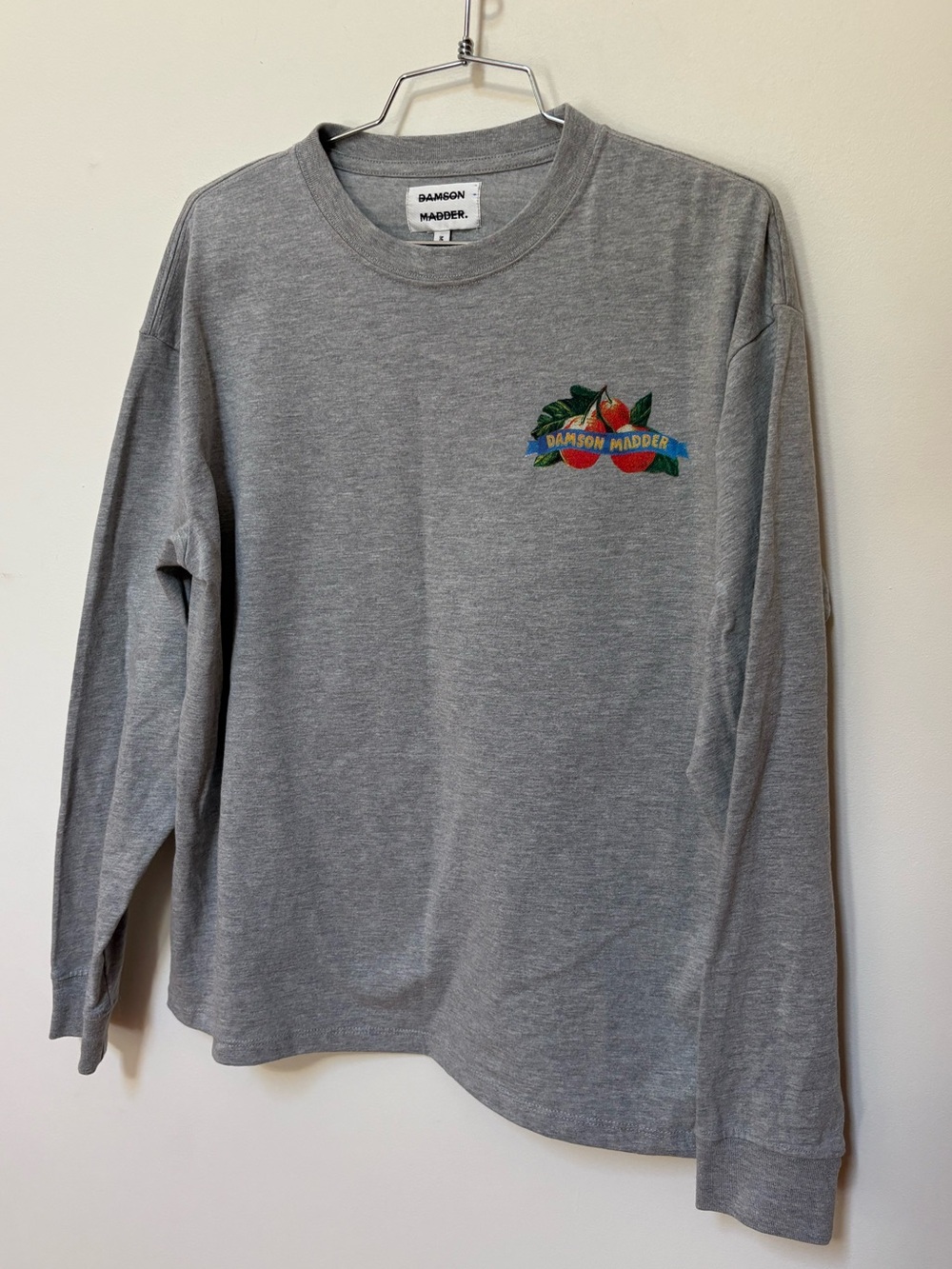 NWOT Damson Madder x Anthropologie Fruits D'été Long-Sleeve Graphic Tee Size 4US - Picture 4 of 15